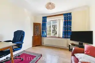 47 Orchard Way, photo 4