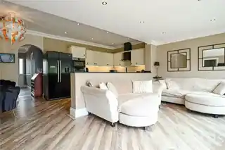 47 Purbeck Road, photo 4