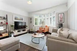 47 Purley Park Road, photo 4