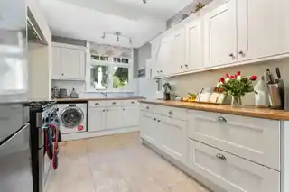 47 Purley Park Road, photo 2