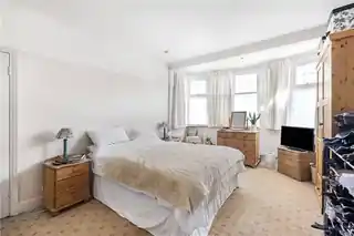 47 Southern Avenue, photo 4