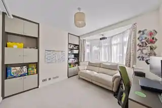 47 St Philips Avenue, photo 3