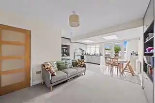 47 St Philips Avenue, photo 4
