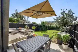 47 Westbere Road, photo 3