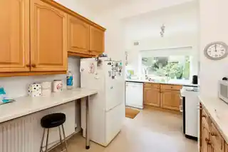 47 Woodbridge Road, photo 3