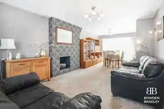 472 New North Road, photo 2