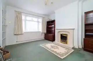 48 Beeches Road, photo 2