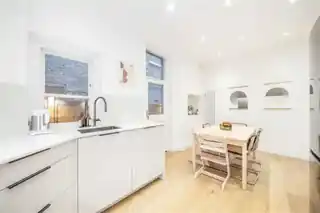 48 Bonneville Gardens, photo 4
