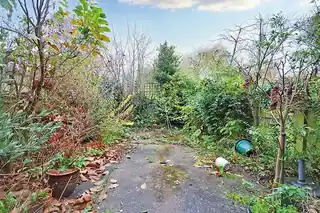 48 Brewster Gardens, photo 4