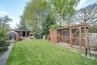 48 Carlton Road, photo 2