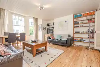 48 Coniston Road, photo 2