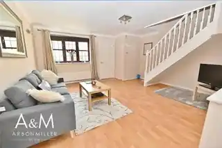 48 Cumberland Close, photo 2
