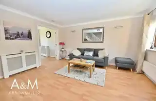 48 Cumberland Close, photo 4