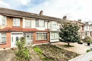 48 Downhills Way, photo 2
