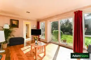 48 Hillcourt Avenue, photo 3