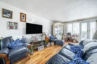 48 Howson Road, photo 2