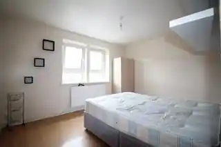 48 Kerrison Road, photo 3