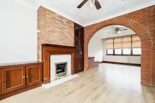48 Milton Avenue, photo 3