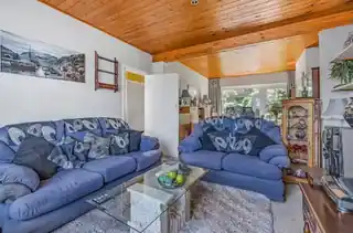 48 Oaks Road, photo 2