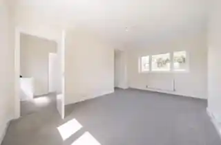 48 Phineas Pett Road, photo 2
