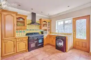 48 Pickford Lane, photo 4