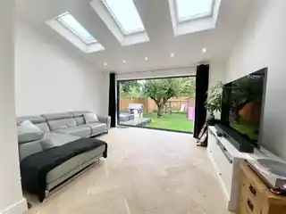 48 Riverside Road, photo 2