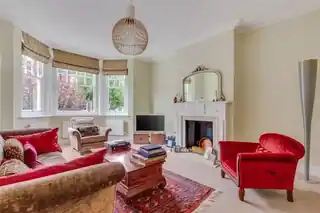 48 Riverview Gardens, photo 4
