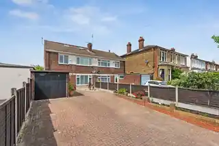 48 Wallwood Road, photo 2