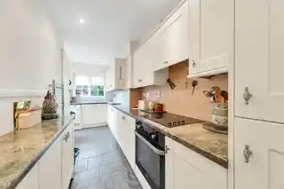 480 Baring Road, photo 2