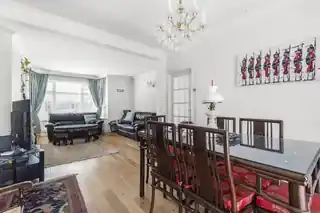 484 Rayners Lane, photo 4