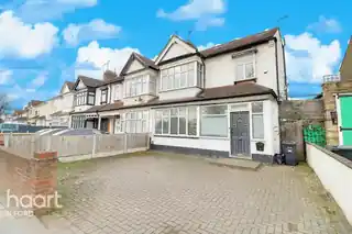 487 Cranbrook Road, photo 2