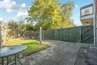 49 Balham New Road, photo 2