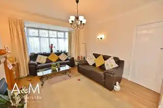 49 Beaminster Gardens, photo 3