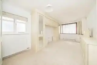 49 Bridge Way, photo 3