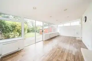 49 Bridge Way, photo 2