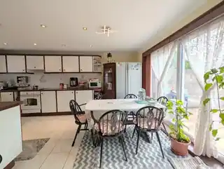 49 Engleheart Drive, photo 4