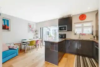 49 Grove Road, photo 4
