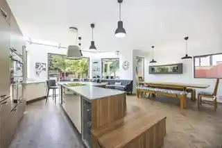 49 Hartford Road, photo 3