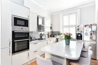 49 Lloyd Baker Street, photo 3
