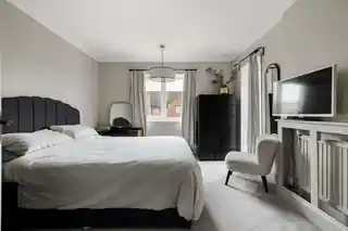 49 Rivenhall Gardens, photo 4