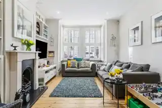 49 Second Avenue, photo 2