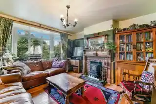 49 Sutton Square, photo 2