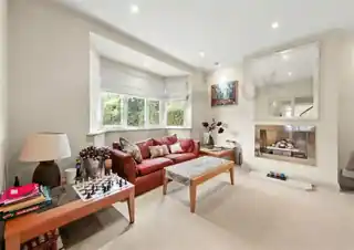 49 Temple Avenue, photo 3