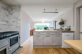 49 Warren Road, photo 3