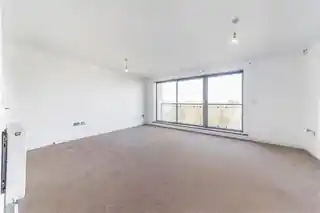 49 Warrior Close, photo 3