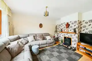 49 Woodshire Road, photo 3