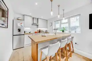 4A Marriott Road, photo 4