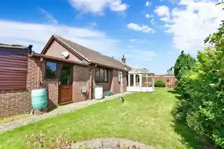5 Acer Avenue, photo 2