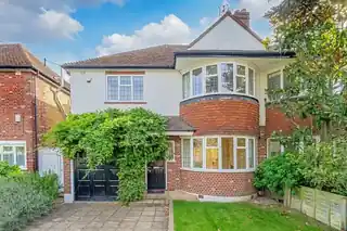 5 Arlington Road, photo 2