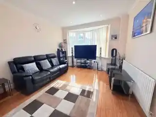 5 Ascot Gardens, photo 3